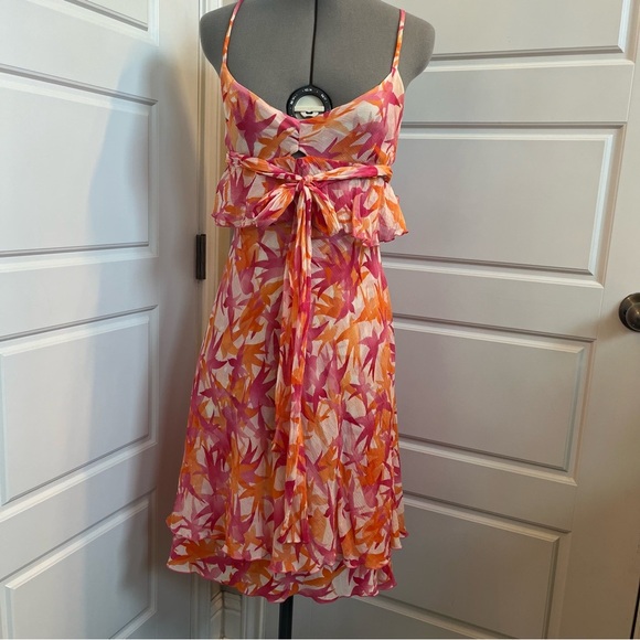 Diane Von Furstenberg Dresses & Skirts - Diane Von Furstenberg Silk Dress Size 4